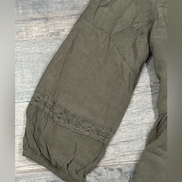 Jolt Women’s Olive Green Peplum Blouse - Picture 6 of 9